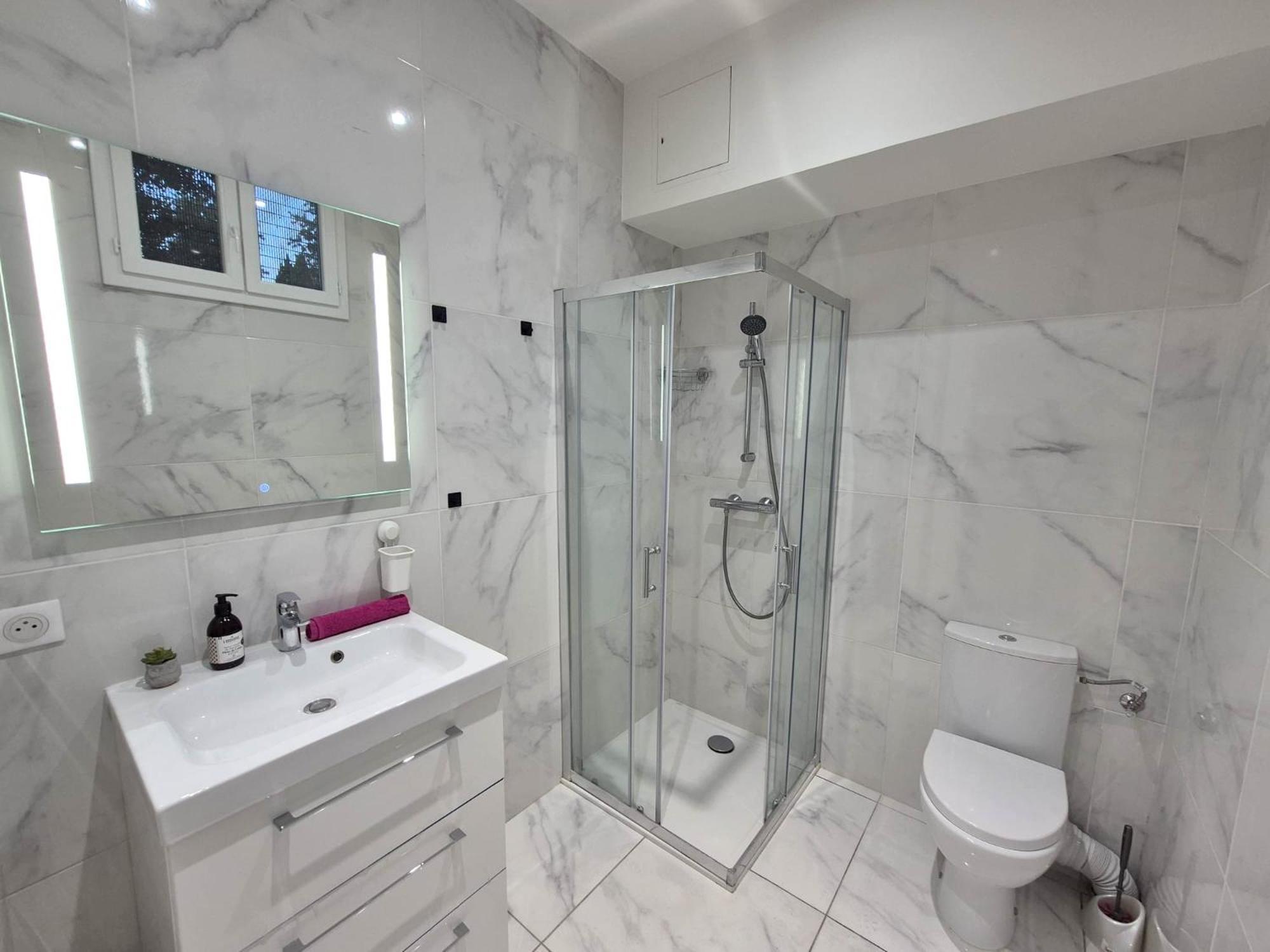 Renove Au Centre Apartment